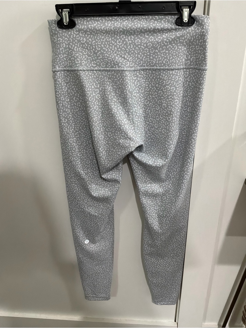 Lululemon High-Waist Gray Printed Leggings - Picture 5 of 6